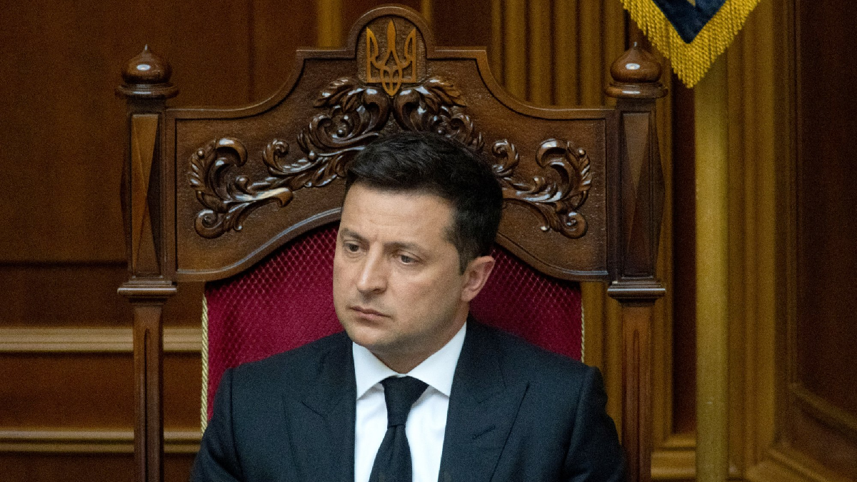 Zelensky admits possible war with Russia